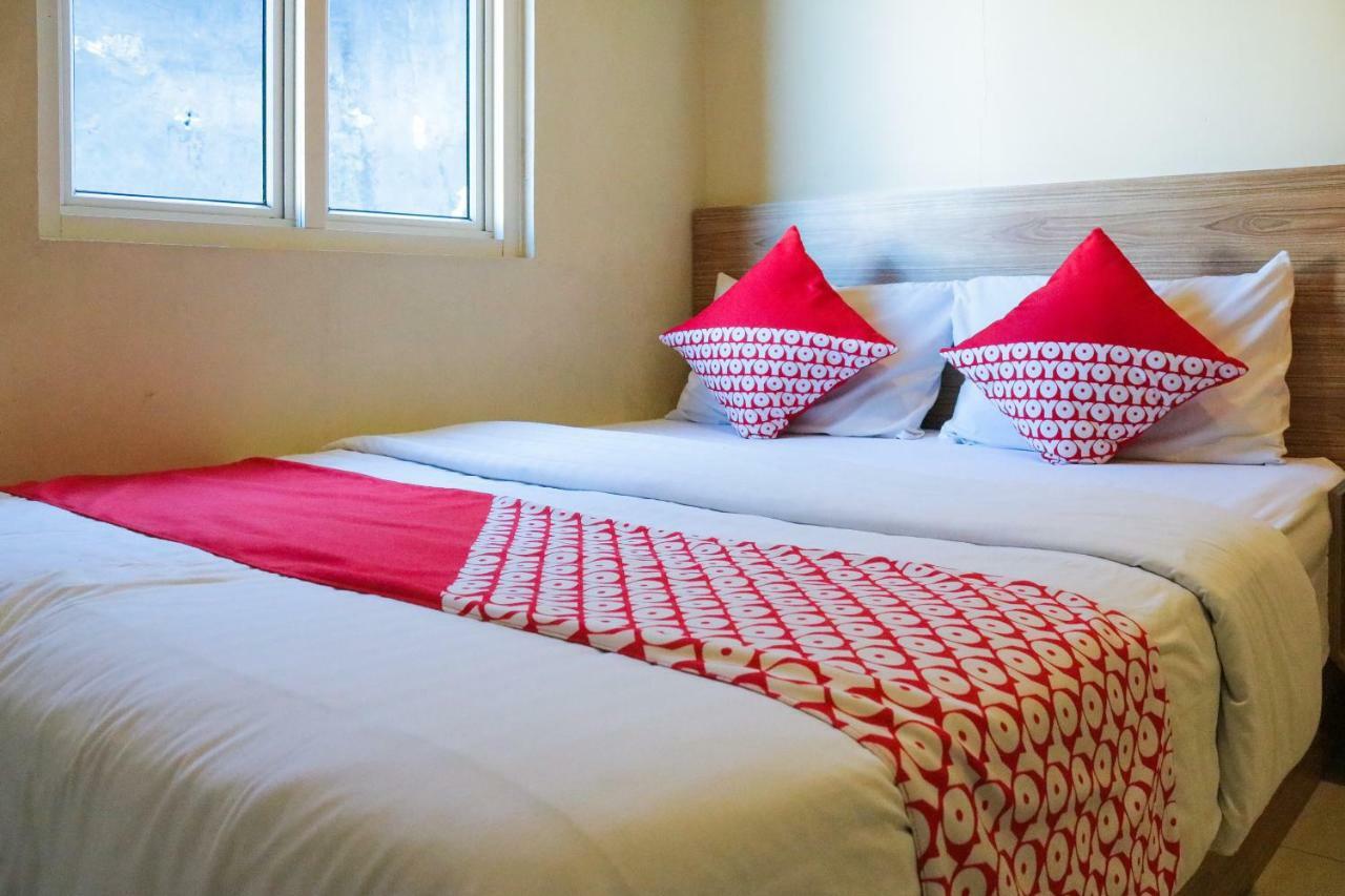Oyo 984 Maleo Guest House Ambon Dış mekan fotoğraf